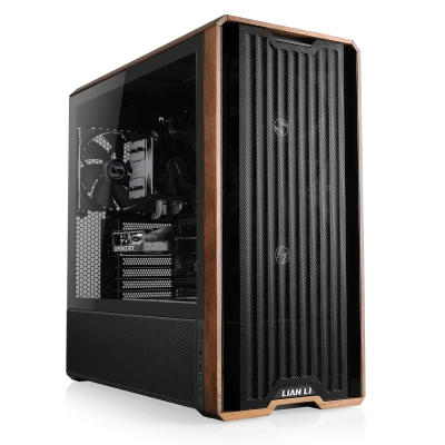 Un potente PC da gioco WQHD con processore Intel Core Ultra 5 e grafica GeForce RTX 5060 Ti in un elegante look in legno.